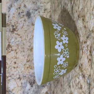 Vintage Pyrex Daisy Spring Blossom small bowl